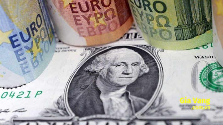 Tỷ giá USD hôm nay 5/12: Quay đầu tăng mạnh trên thị trường tự do 2 Tỷ giá USD hôm nay 5/12: Quay đầu tăng mạnh trên thị trường tự do