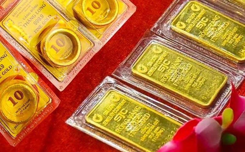Chênh lệch giá vàng mua - bán 3 triệu đồng: "Bẫy" rủi ro khiến dân lướt sóng lỗ ngay khi mua