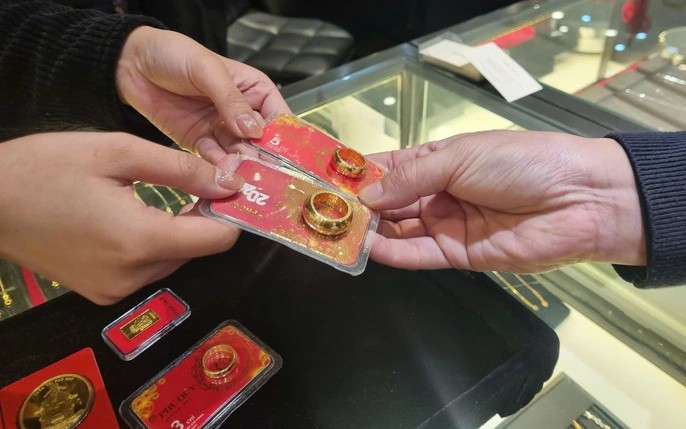 Bán vàng ở đâu được giá cao nhất? Top địa chỉ uy tín Hà Nội & TP.HCM